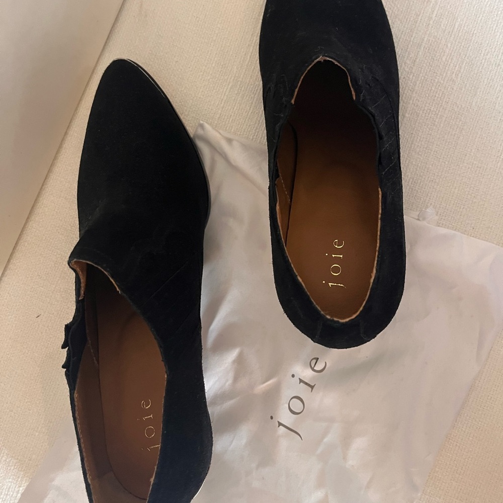 New Joie Black Suede Ankle Heeled Booties - Picture 6 of 8